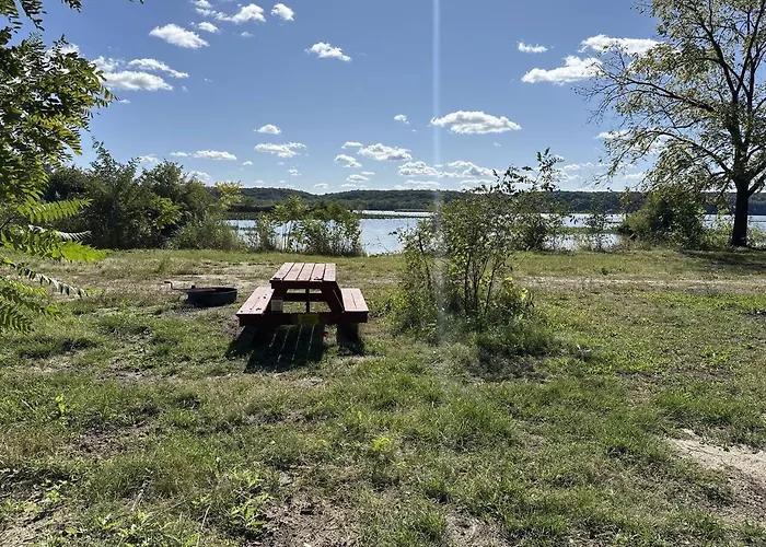 Campsite Kayak Starved Rock